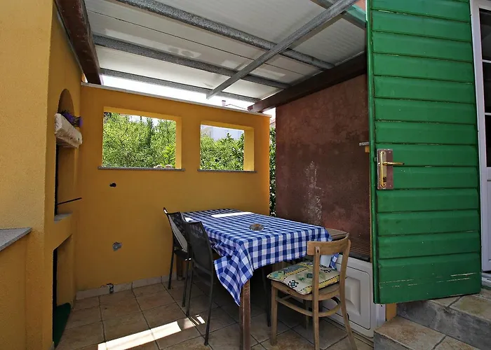 Apartment Filipi Sali